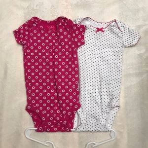 Carter’s onesies (2)